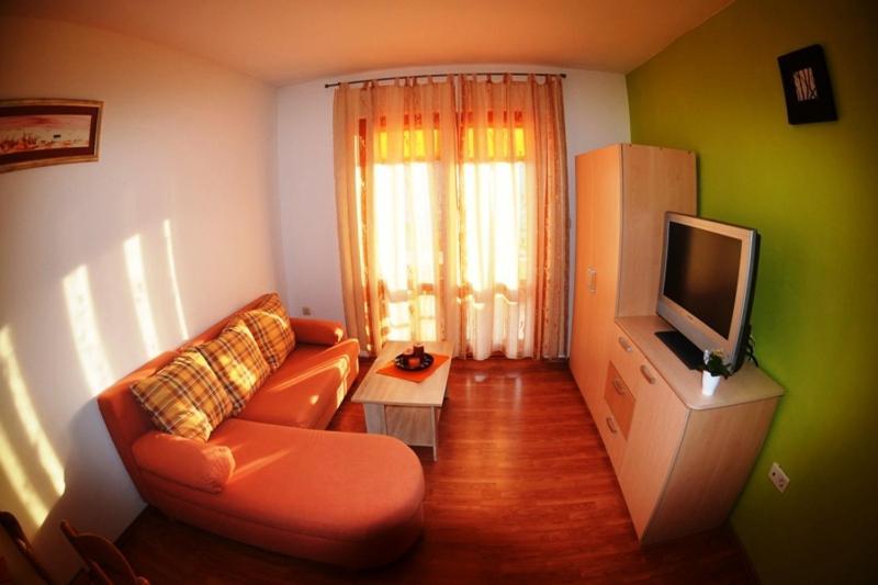 Apartments Belic With Pool Jelsa  Kültér fotó